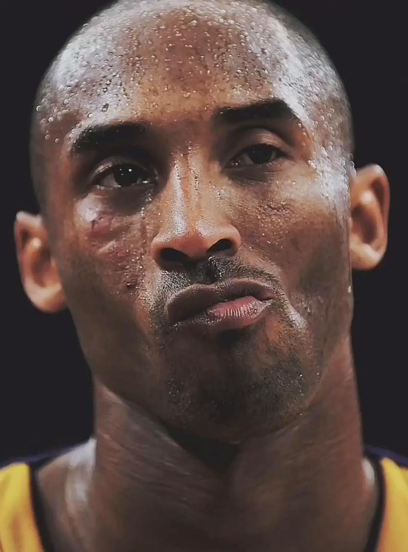 曼奇尼谈带伤比赛：除非把我腿弄断，否则别想让我离场（曼奇尼谈带伤出战：除非打断我的腿，否则我绝不下场）