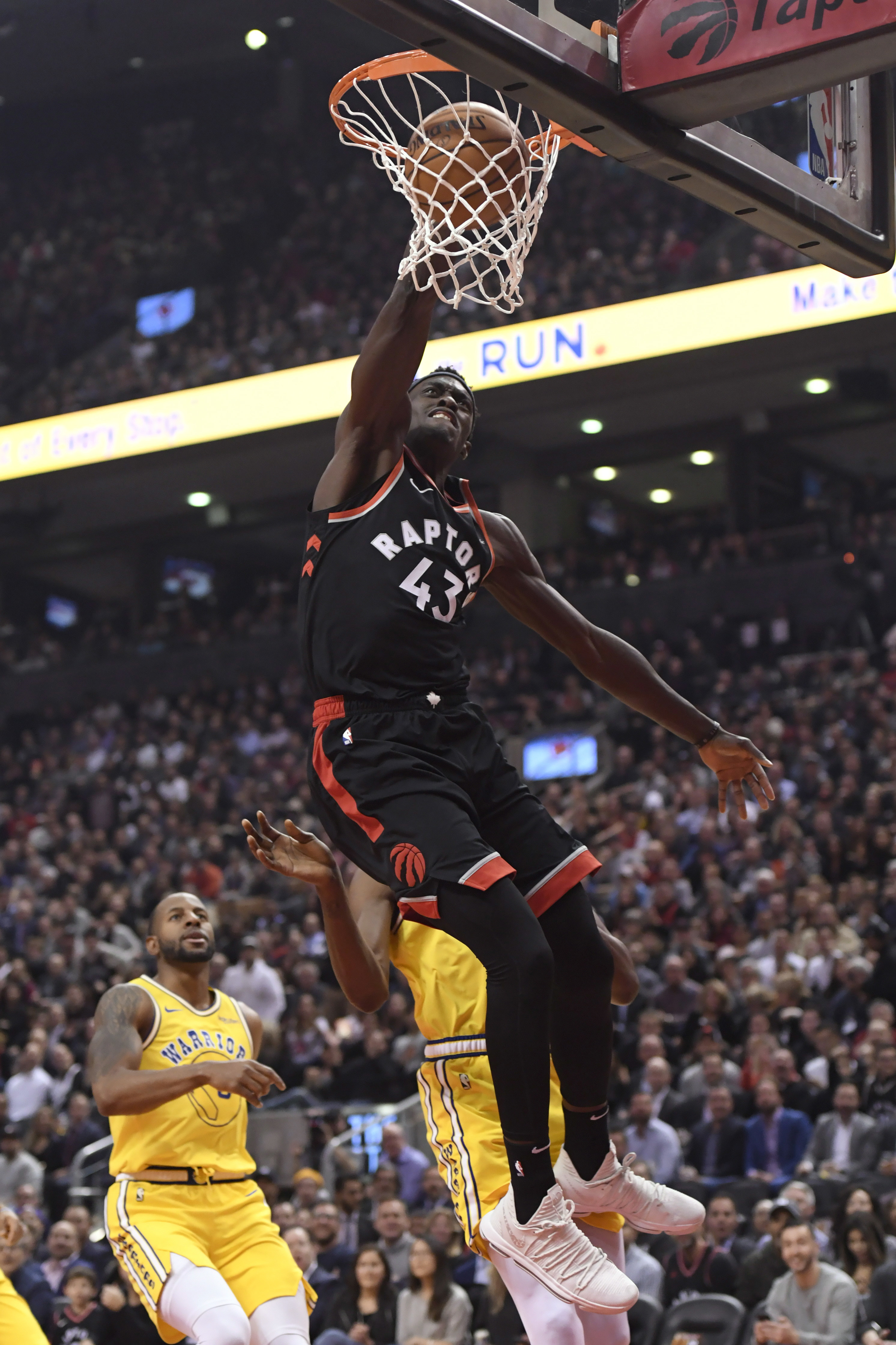 B席：今天我们的进攻始终没有效率，技战术层面出了问题（B席：本场进攻效率低下，技战术环节出现问题）