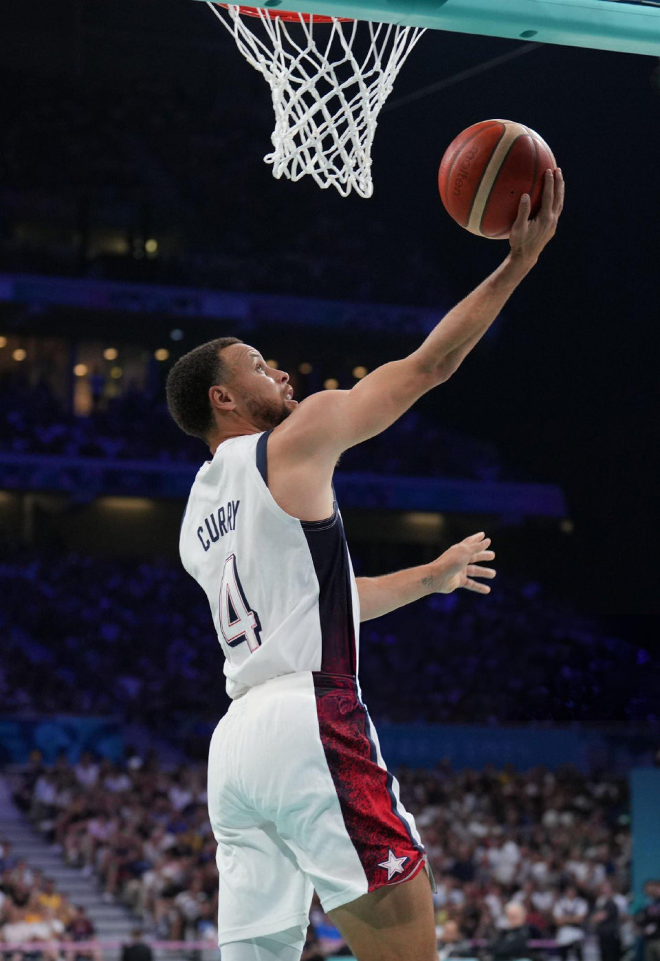 斯帕莱蒂：孔蒂是一位顶级教练，对阵那不勒斯我们会全力以赴（斯帕莱蒂：孔蒂堪称顶级主帅，迎战那不勒斯誓尽全力）