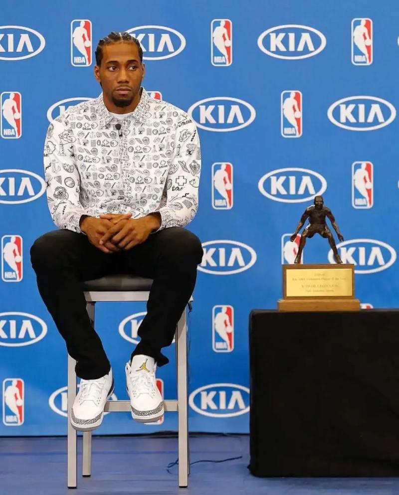 利物浦大变天！杰拉德即将复出执掌帅印？（利物浦或迎巨变！杰拉德将回归执教？）