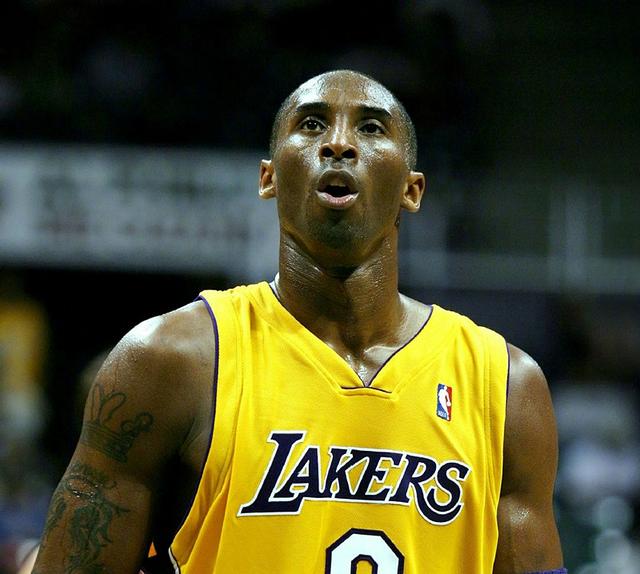 西甲最新轮次比赛结果，皇马小胜巴塞罗那（西甲本轮战报：皇马小胜巴萨）