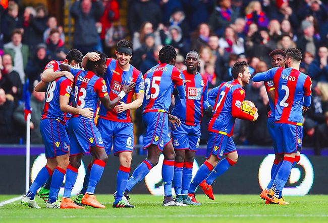 约克：我认为枪手将重蹈覆辙再次争冠失败，曼城具备逆袭能力（约克：看好曼城逆袭，阿森纳恐再度冲冠折戟）