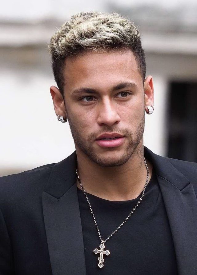 北伐的信心，哈登：快船的实力比战绩所显示的要强（哈登：快船真实实力超越战绩，北上征途信心十足）