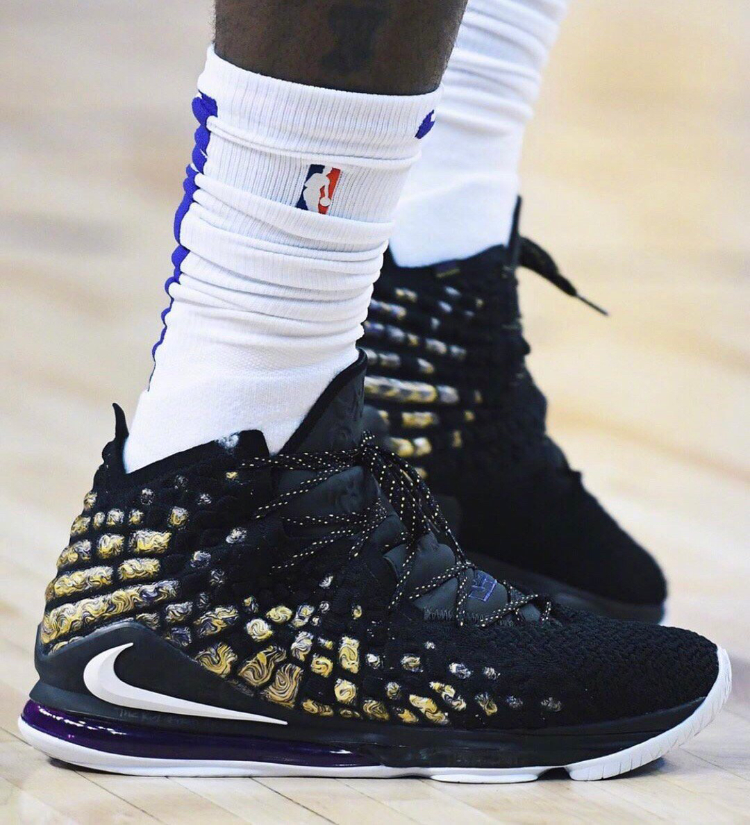 马利克·比利斯否认去欧洲打球：有过交流和基本框架 但尚未达成（马利克·比利斯澄清不去欧洲打球：已沟通并有初步框架，但尚未最终敲定）