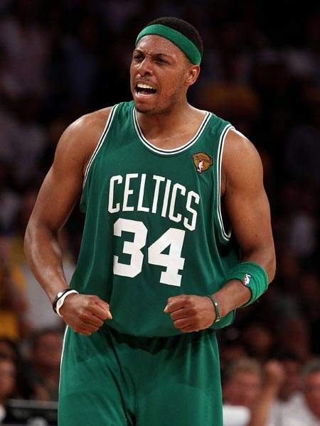 官方：英格兰名哨奥利弗将执法欧冠皇马客战奥林匹亚科斯（官方确认：英名哨奥利弗被指派执法欧冠皇马客场对阵奥林匹亚科斯）