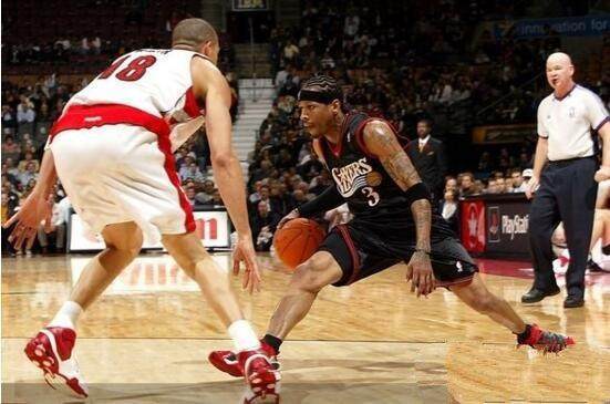 意甲第15轮裁判：多维里吹热那亚vs国米，马萨吹博洛尼亚vs尤文（意甲第15轮裁判安排：多维里执法热那亚对阵国米，马萨主哨博洛尼亚对阵尤文）