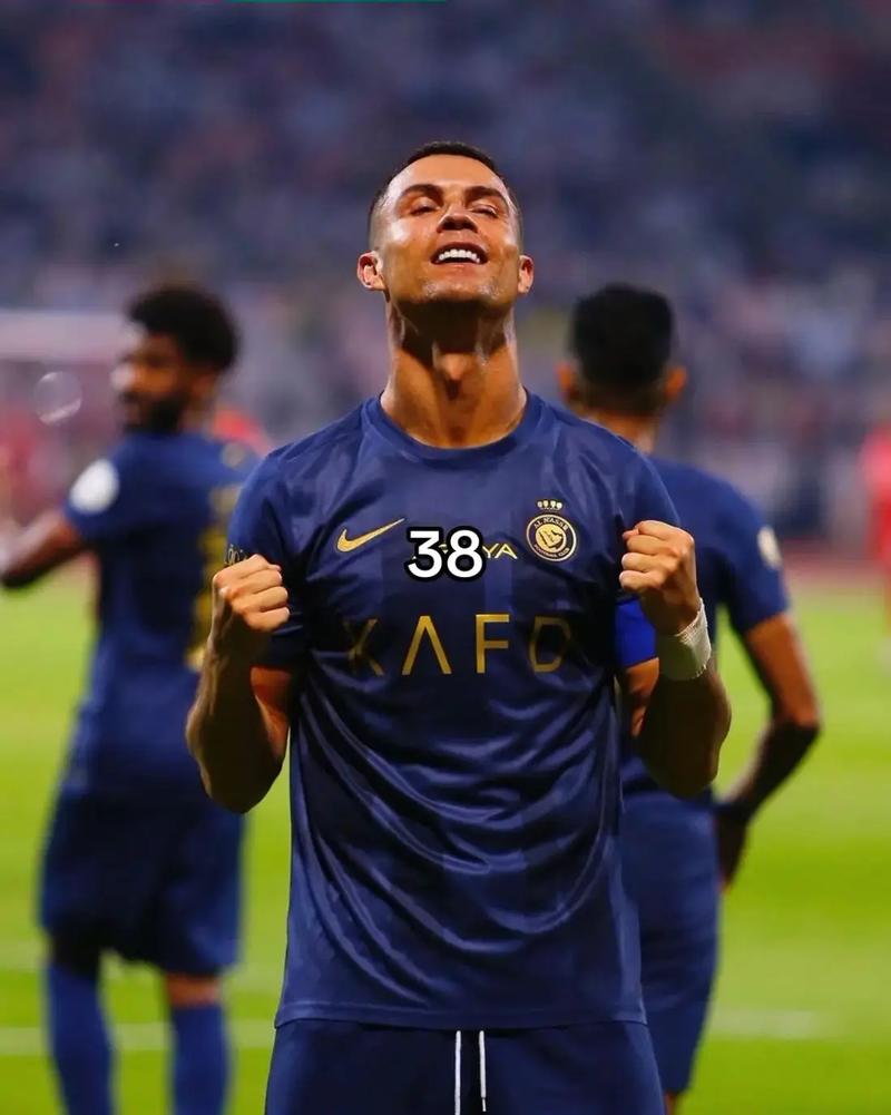 他命中了全场最关键的投篮（他命中了制胜一投）