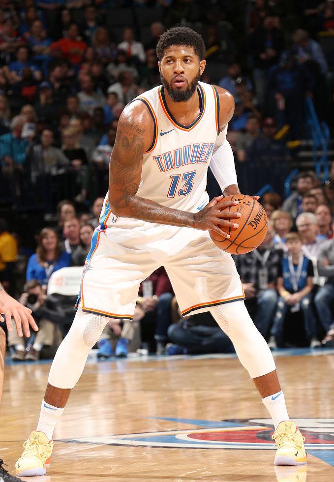 布兰登·威廉姆斯成奇兵，追平赛季最高得分，独行侠战胜火箭（布兰登·威廉姆斯化身奇兵，追平赛季得分纪录，独行侠力克火箭）