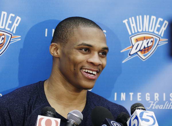 斯通斯：今天晚上作为一个整体，我们表现得不够好（斯通斯：今晚我们整体发挥不理想）