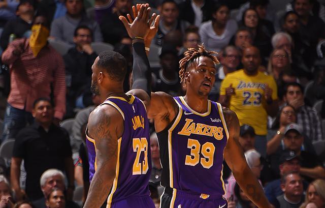 强打内线成功率高得离谱（篮下强攻成功率爆表）